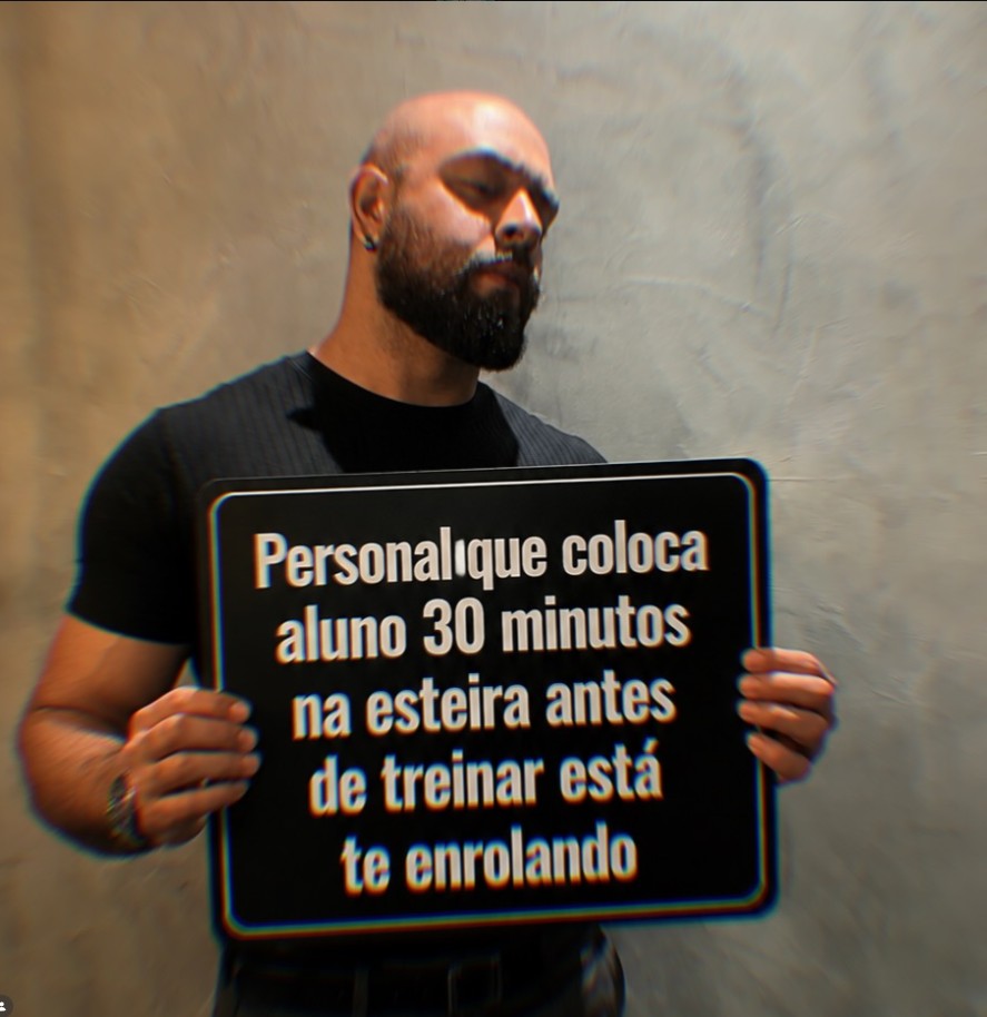 Personal que coloca aluno 30 minutos na esteira antes de treinar está te enrolando